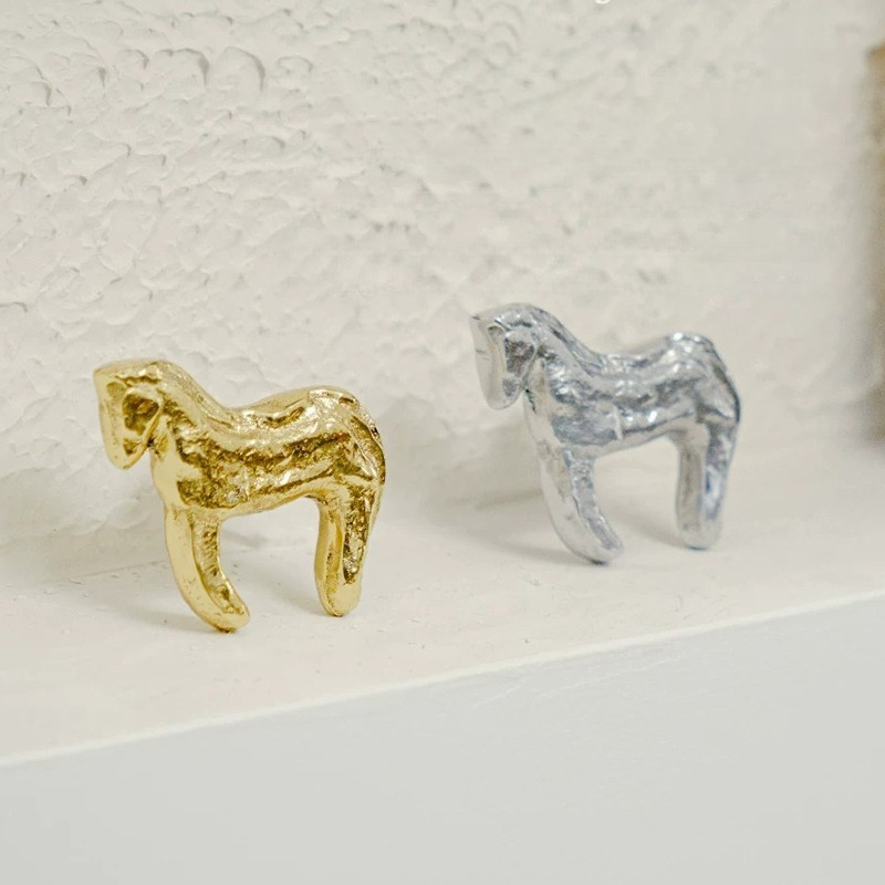 Little Horse Wall Hanger Luxur - Luxury Bags Storage review and price